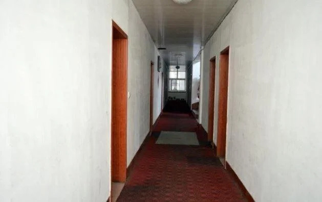 Xinhua Hotel