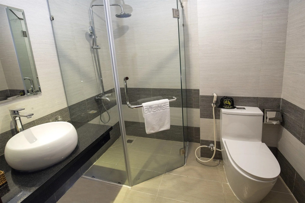 7 Seven Sea Hotel
