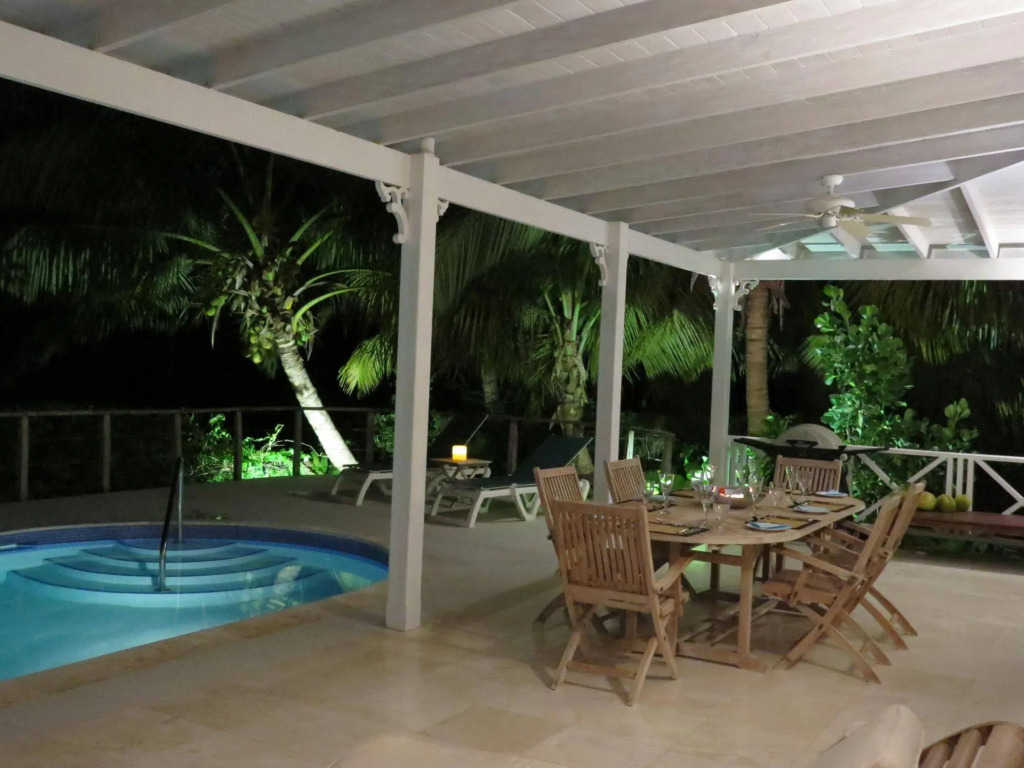 Seaberry Tropical Villa