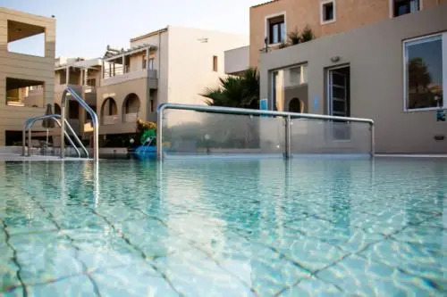 Argo Apartments