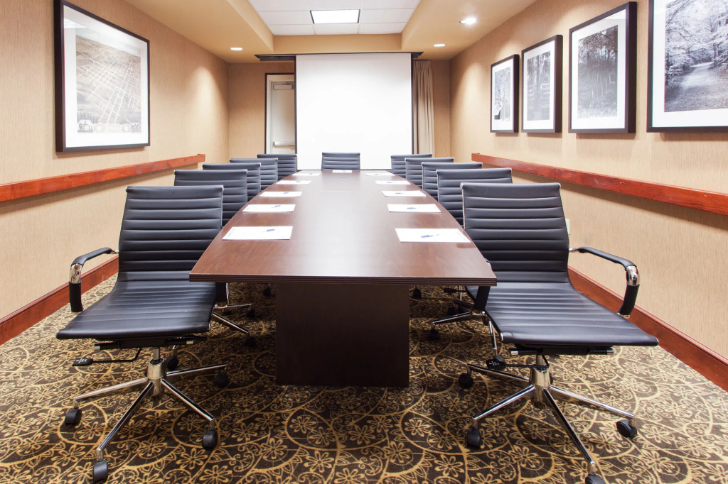 Holiday Inn Express Hotel & Suites Jackson Northeast by IHG