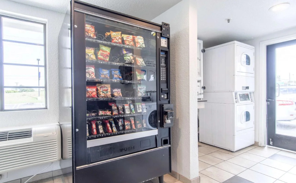 Motel 6-Buena Park, CA - Knotts Berry Farm - Disneyland