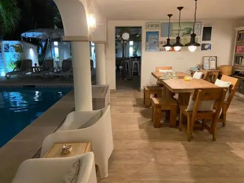 Casa Holandaluzas Marbella near Beach, with salt water Pool and private parking