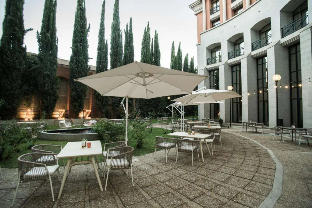 AZZ Mérida Medea Hotel