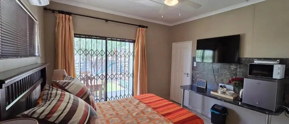 Klaas Vakie Guesthouse