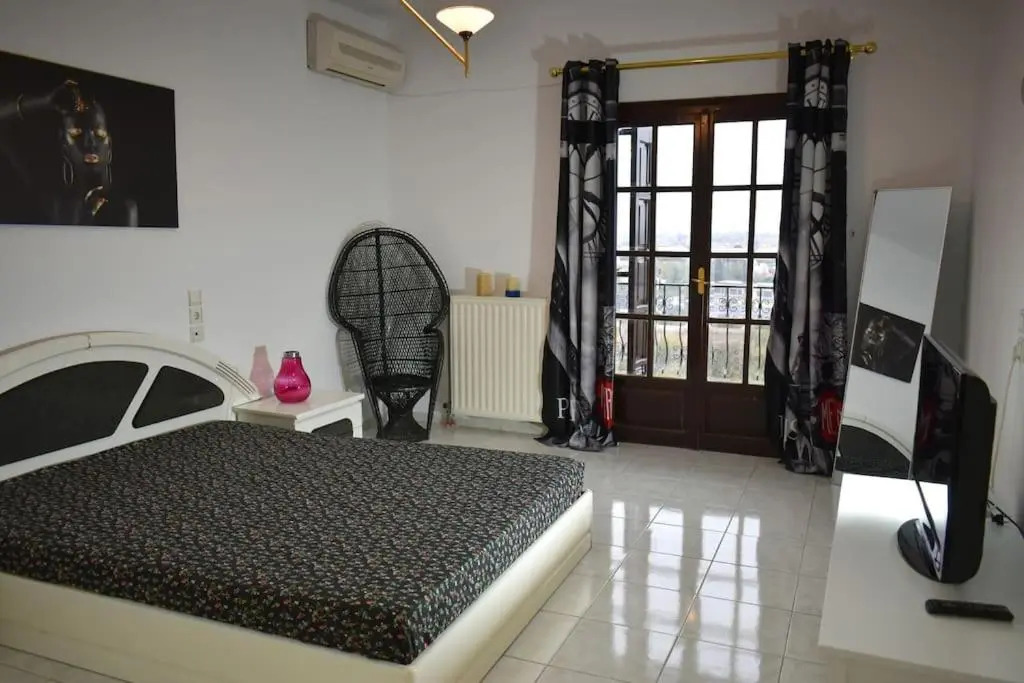 Loft House With View The Town Of Trikala