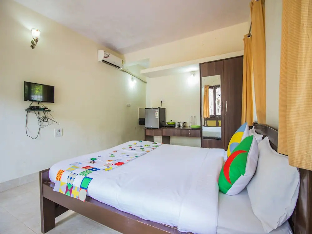 OYO 12969 Home Studio Anjuna Beach