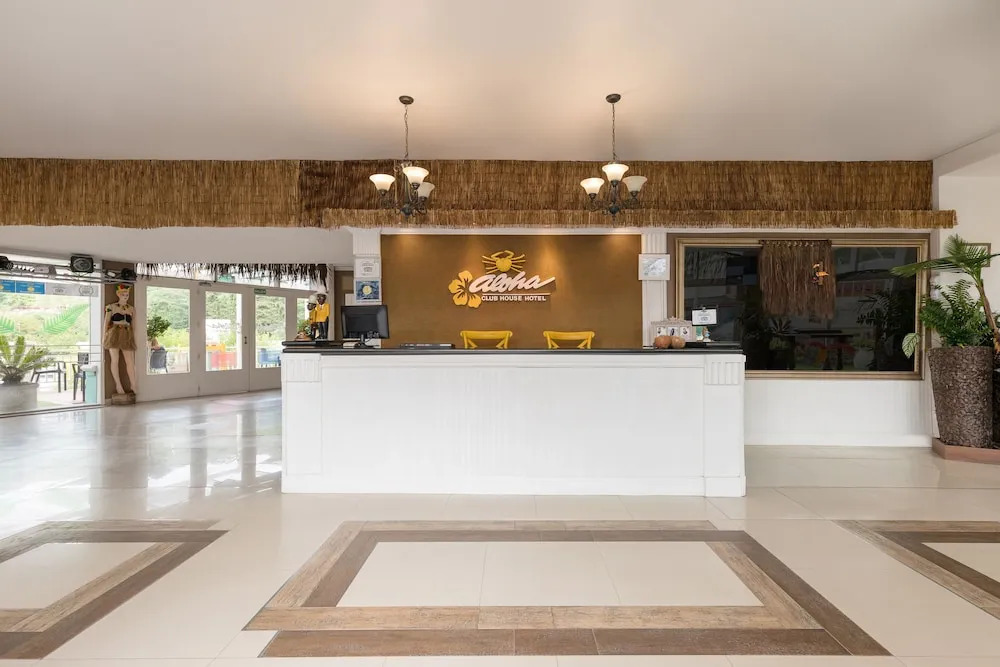 Club House Hotel