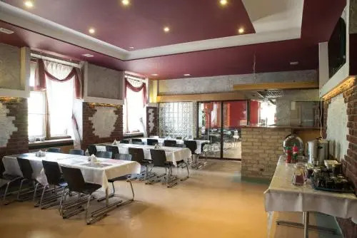 Hotel Azyl