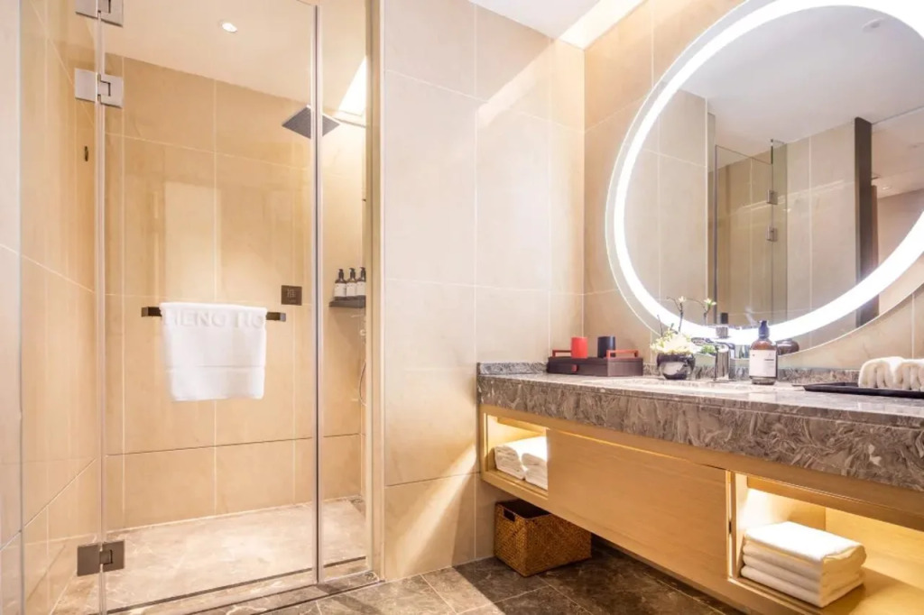 Echeng Hotel (Changchun Yiqi, West High-speed Railway Station)