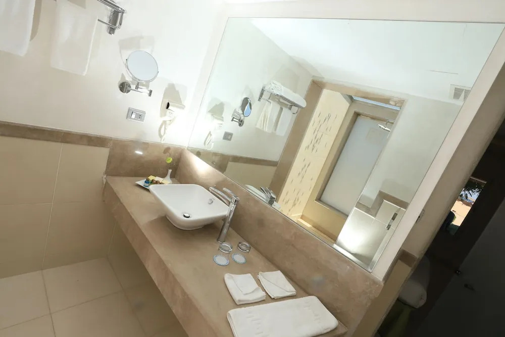 Shams Lodge Water Sport Resort