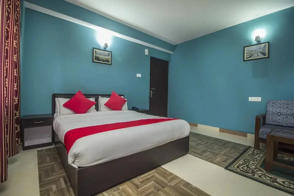 Himadri Inn By OYO Rooms