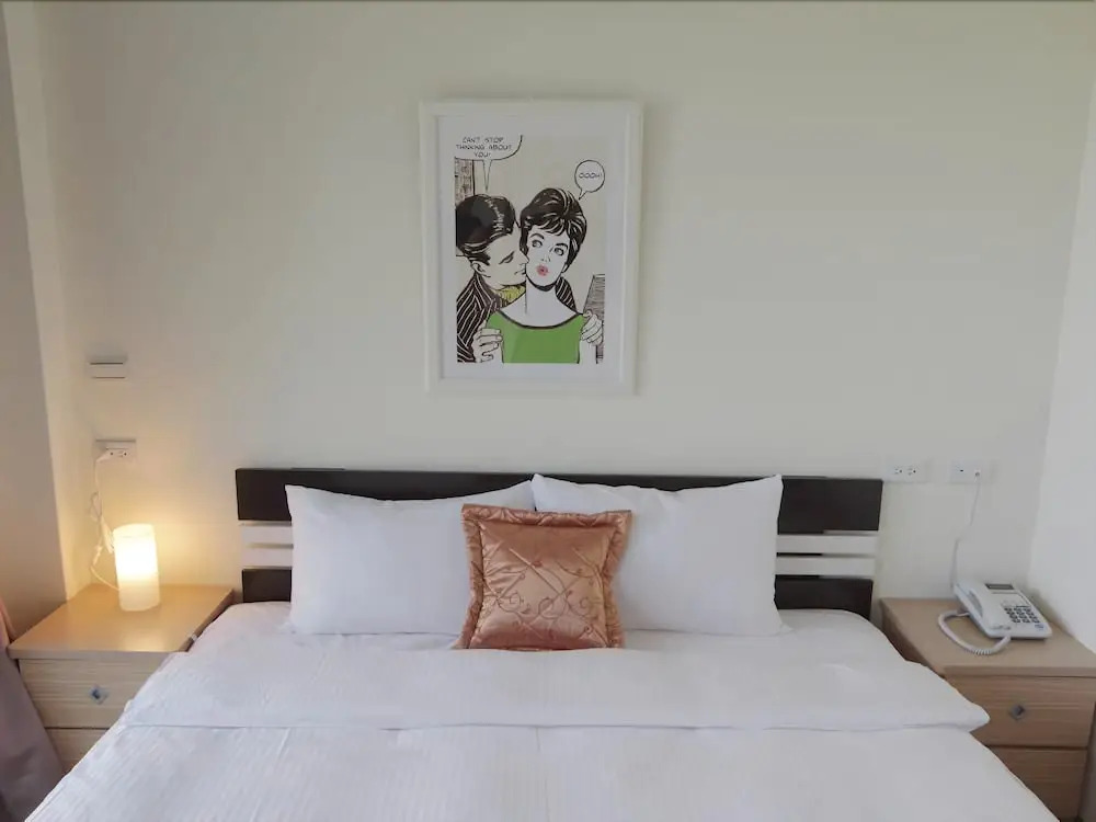 Yiren Hotel