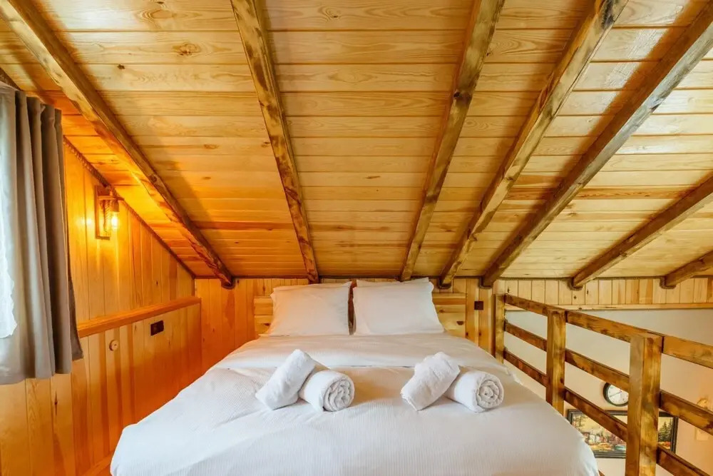 Mesmerizing Tiny House On Riverside in Agva