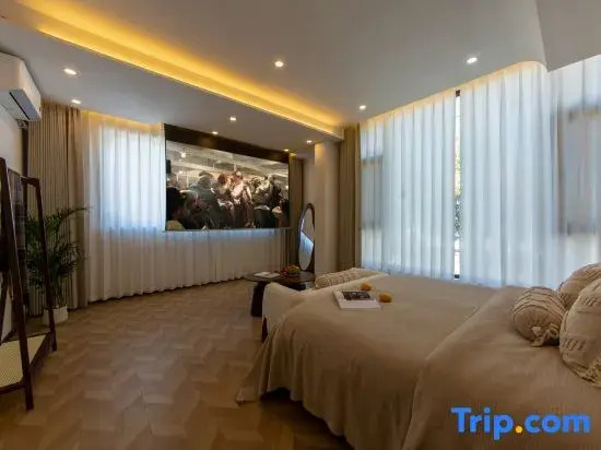 Qiuyue S Bay Light Luxury Homestay