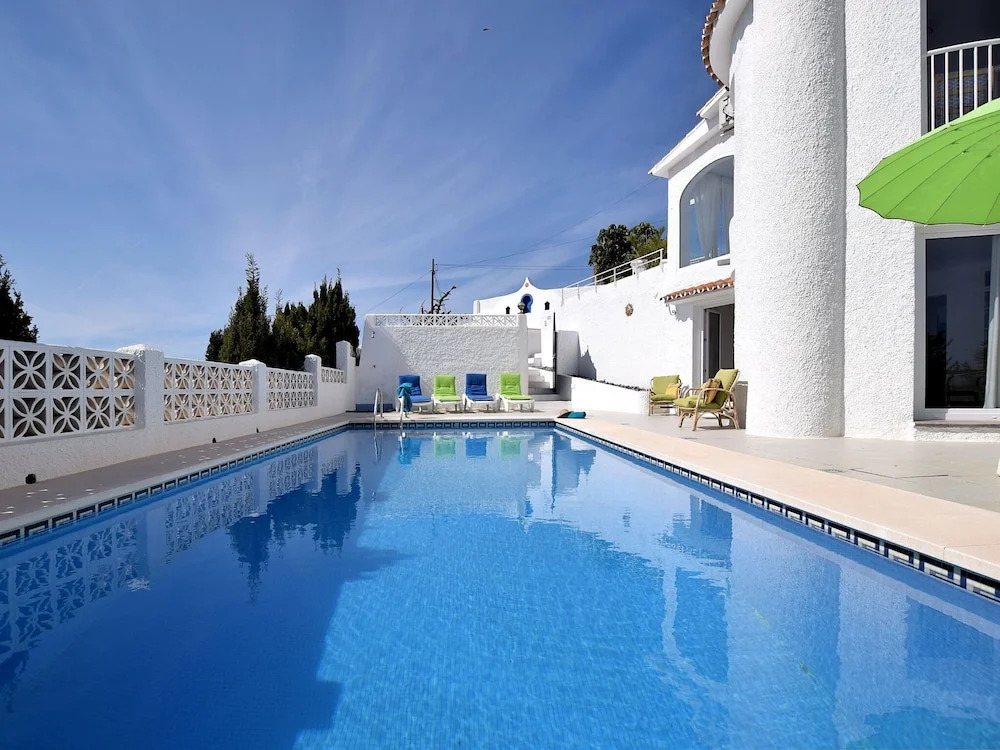 Premium Holiday Home in Benajarafe with Hot Tub