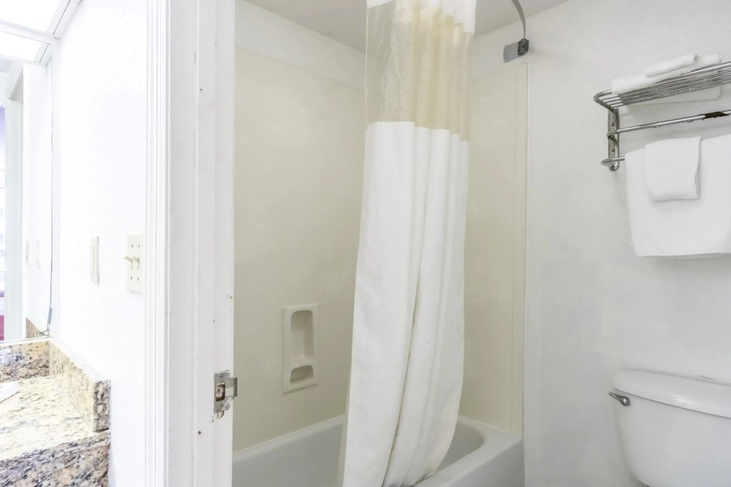 Motel 6-Pooler, GA - Savannah Airport