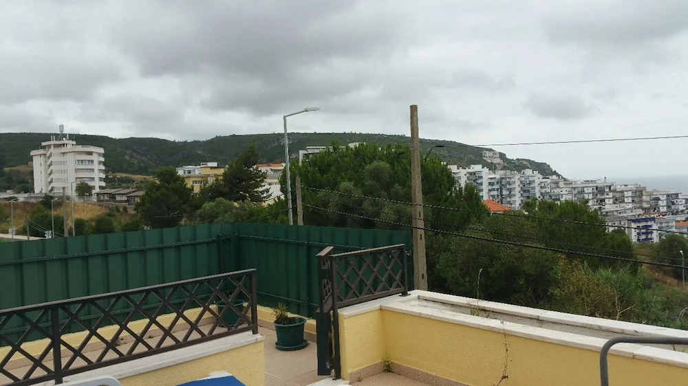 Apartment With 3 Bedrooms in Sesimbra, With Wonderful sea View, Furnis