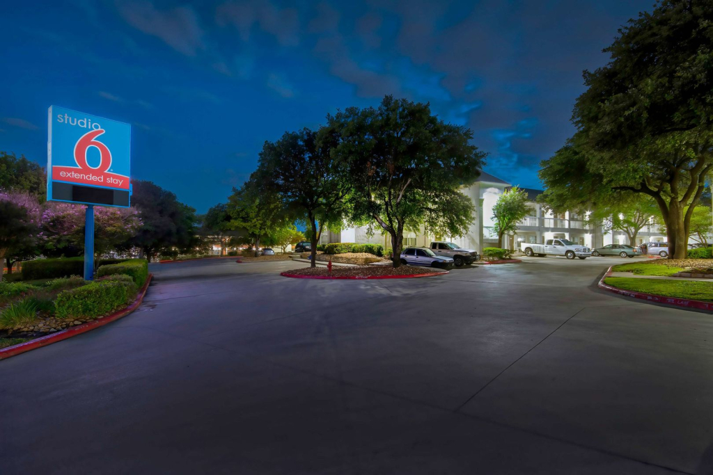 Studio 6 Extended Stay - San Antonio, TX - Six Flags