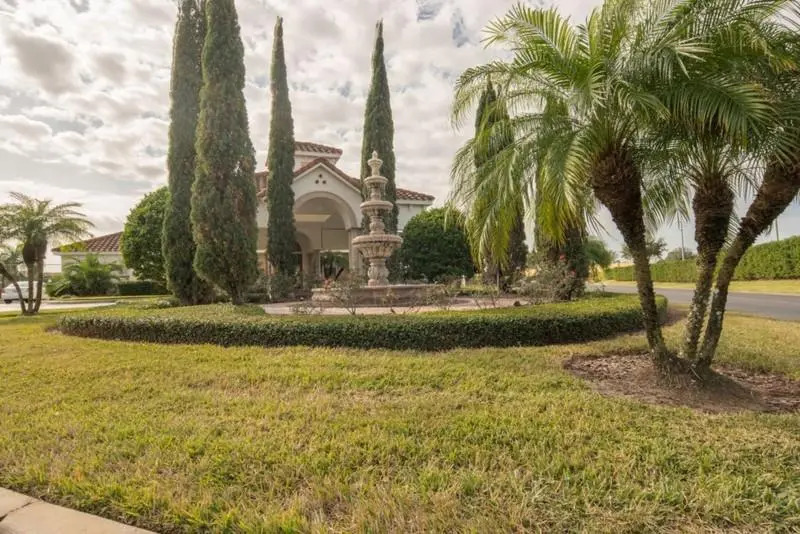 805 Tuscan Hills Blvd 5 Bedrooms, +3 Bathrooms