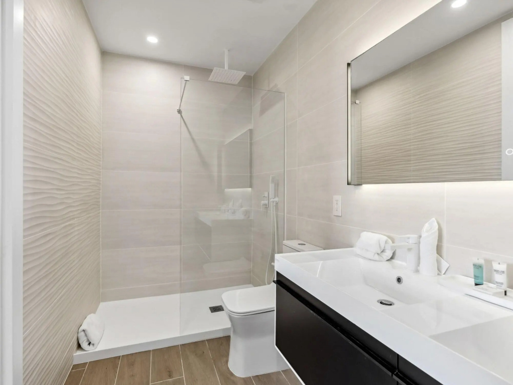 Mullet Bay Suites - Your Luxury Stay Awaits