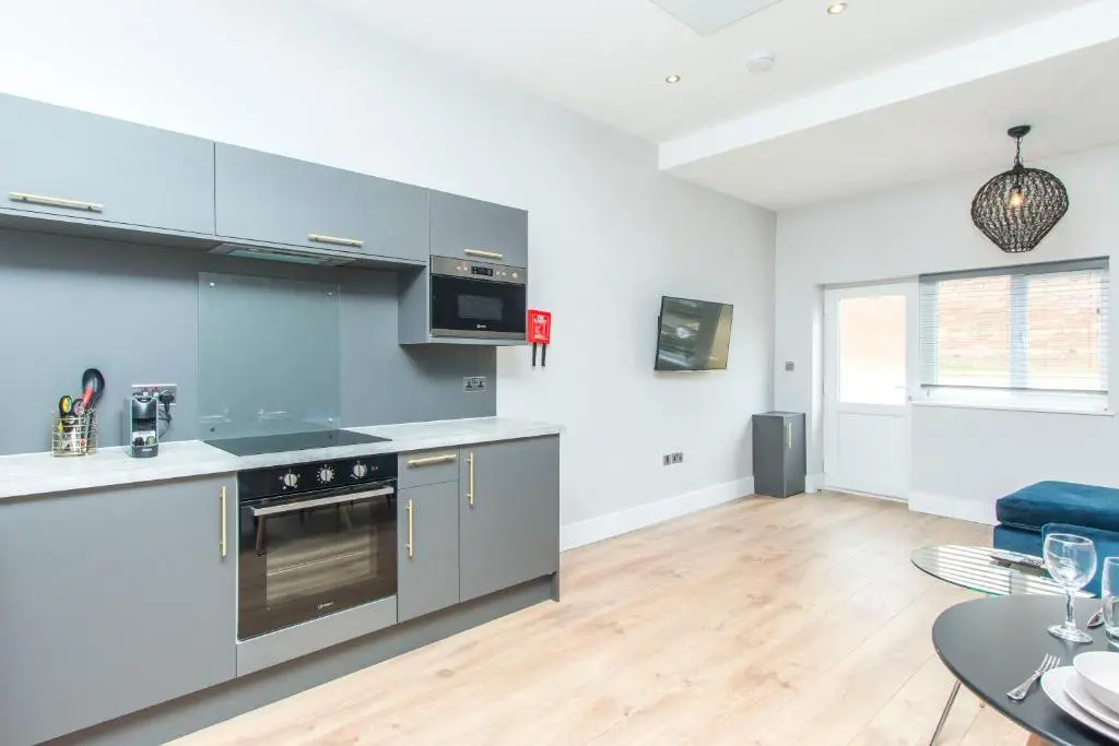 Coldharbour Suites (Adults Only)