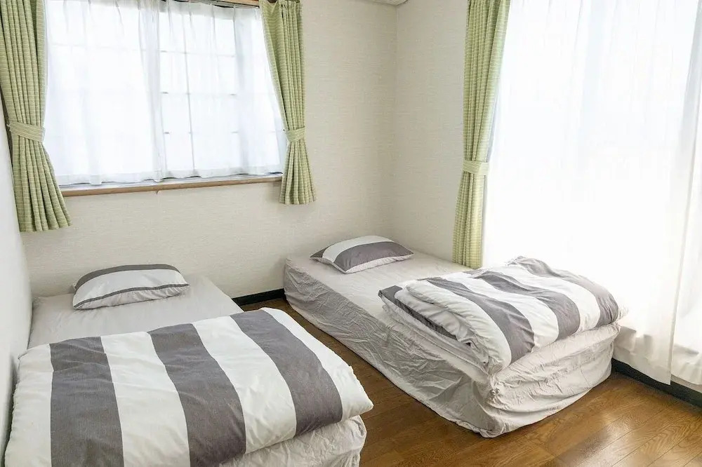 Stay Rokko - Hostel