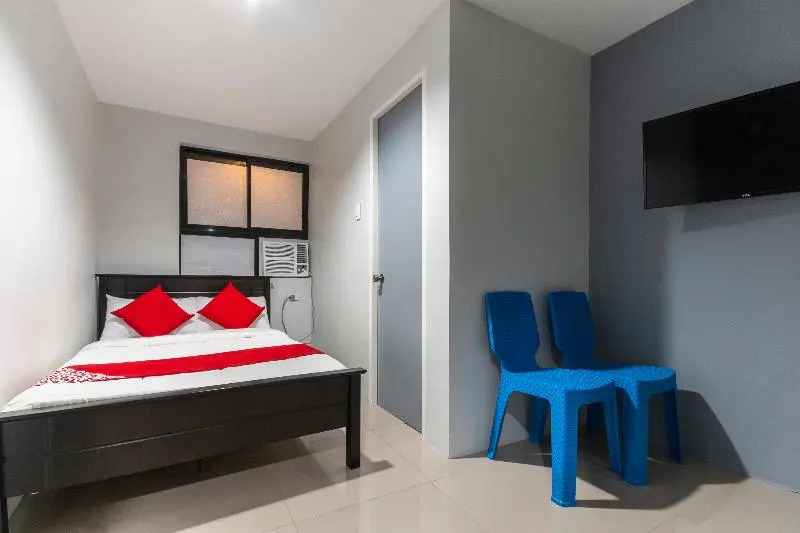 OYO 476 Hedda Hotel (Quarantine Hotel)  (Vaccinated Staff)