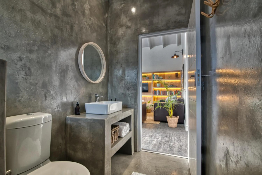 Amia House Struisbaai