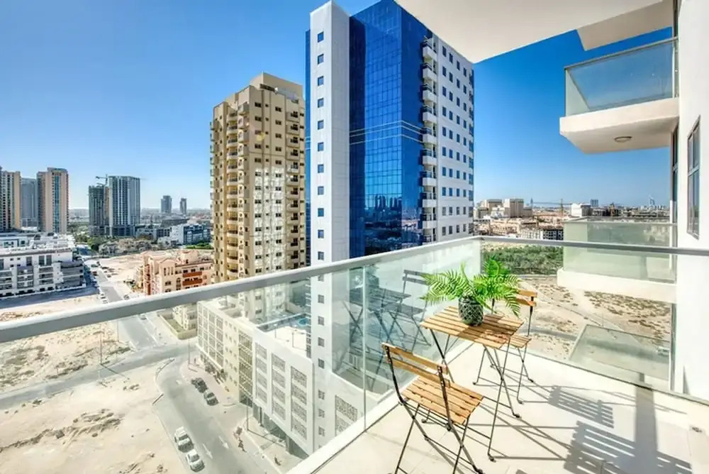 Dezire Beautiful Spacious Brand New With Balcony