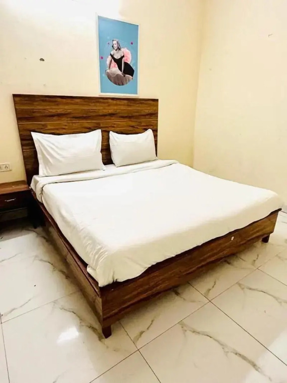 Hotel Green Arrow Rohini