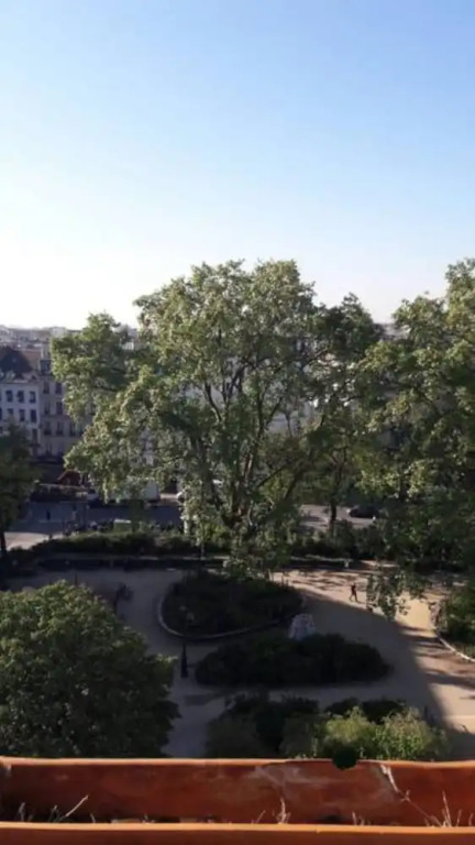 Bright Studio in Paris Centre