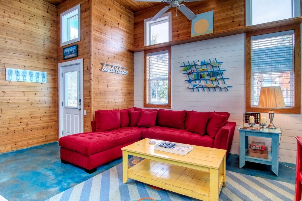 Flip Flops and Shades 3 Bedrooms 2 Bathrooms Home