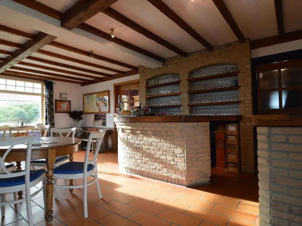 Charming Holiday Home in Hondschoote With Terrace