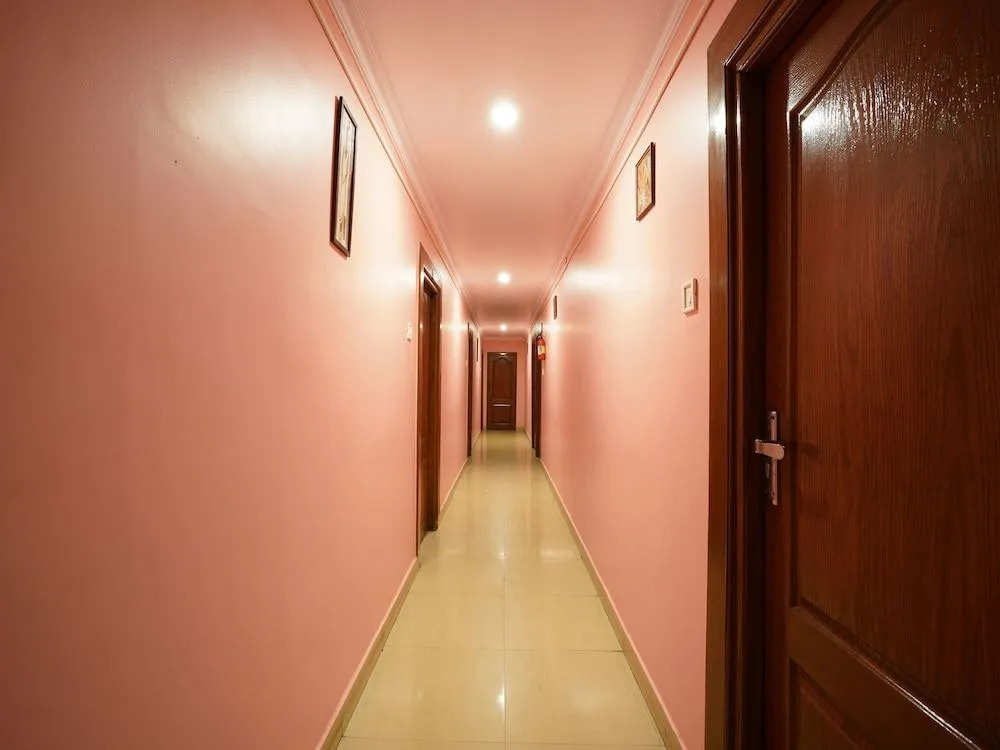 OYO 18310 Adda Concept Hotel
