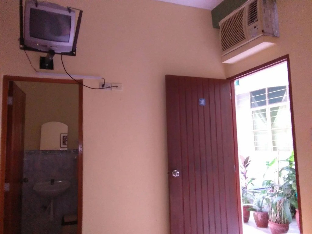 Hostal El Colibrí