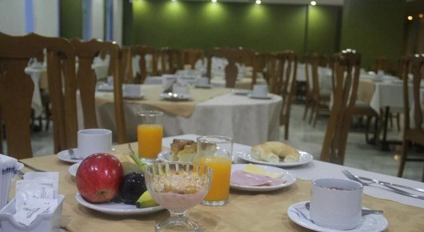 Intersur Colon Hotel