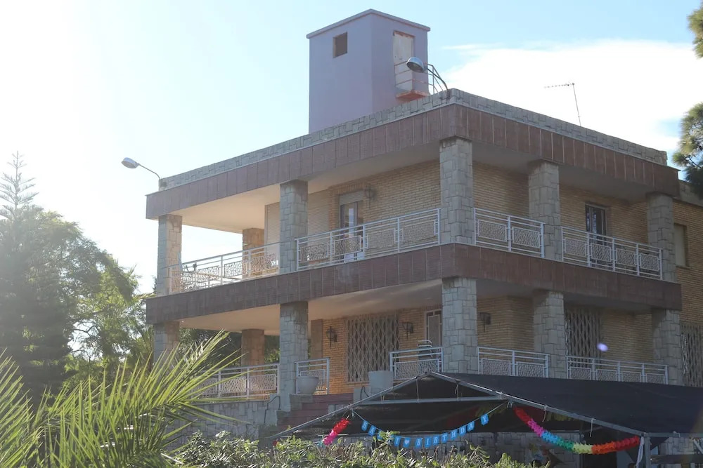 Villa Entrenaranjos