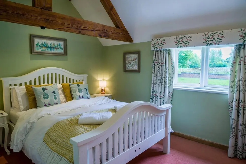Idyllic Country Suite