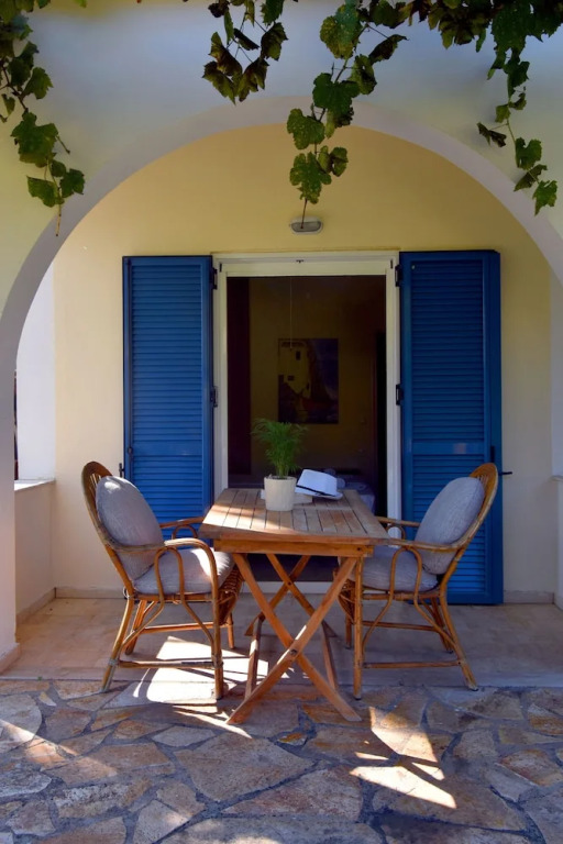 Kamelia Apartment A Cozy 2 Bedroom Apt Only 150m From the sea