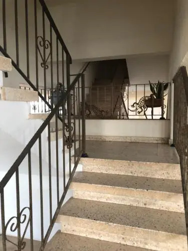 Luxury 2 Bed Apartment Next To the Beach