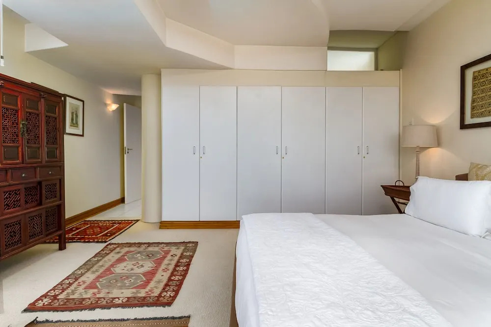 Balie Bay 1 - Adults Only