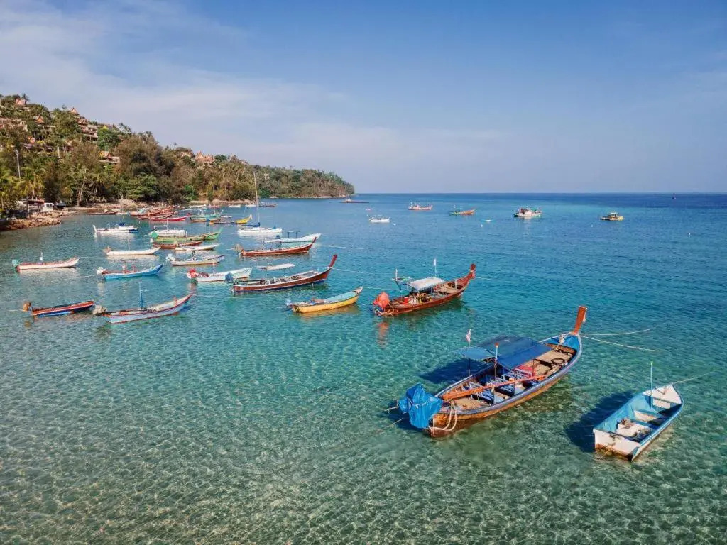 Near Beach Hostel - Adults Only