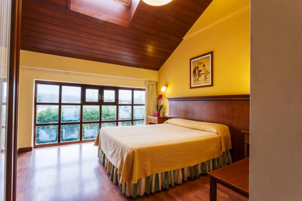 Hotel Azofra