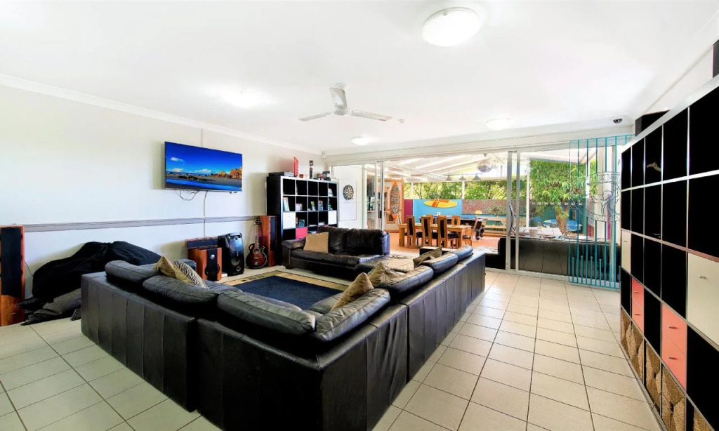 Homely Inn Hostel