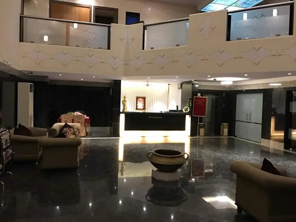 Hotel Surya Executive