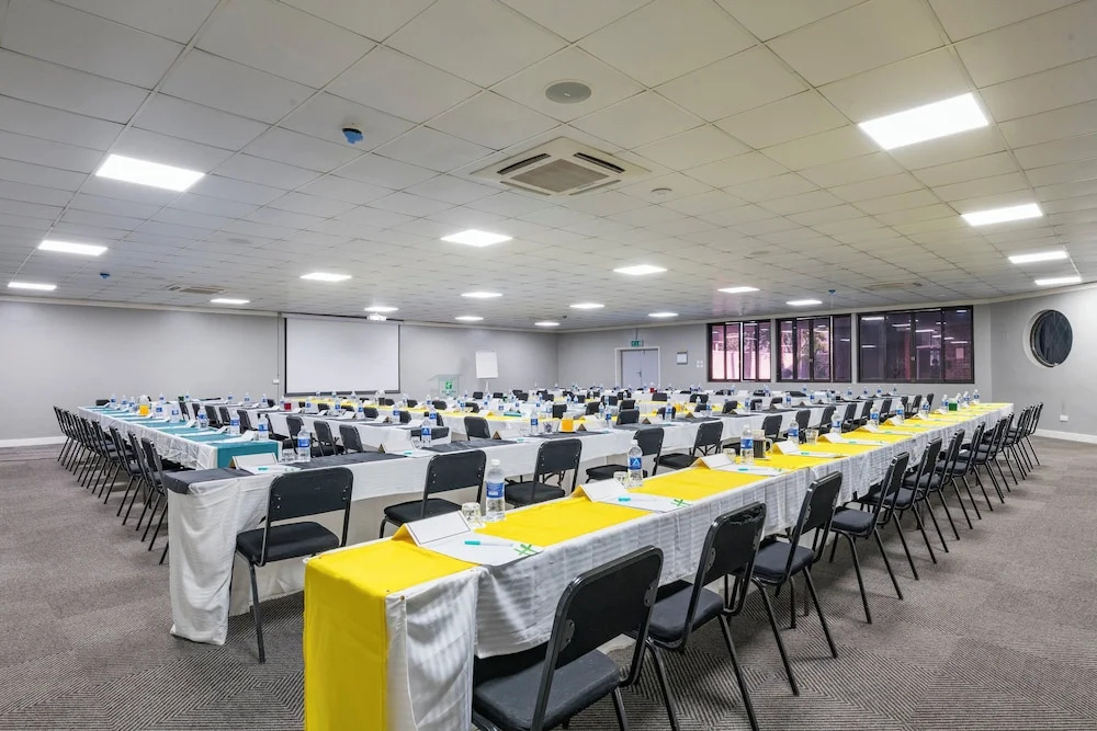 Holiday Inn - Mutare, an IHG Hotel