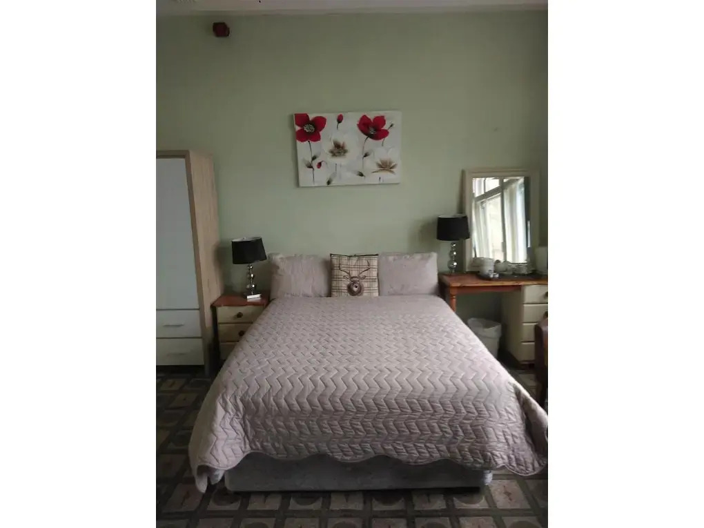 The New Beehive Inn