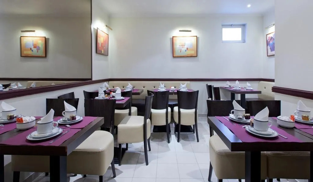 Avia Hôtel Saphir Montparnasse