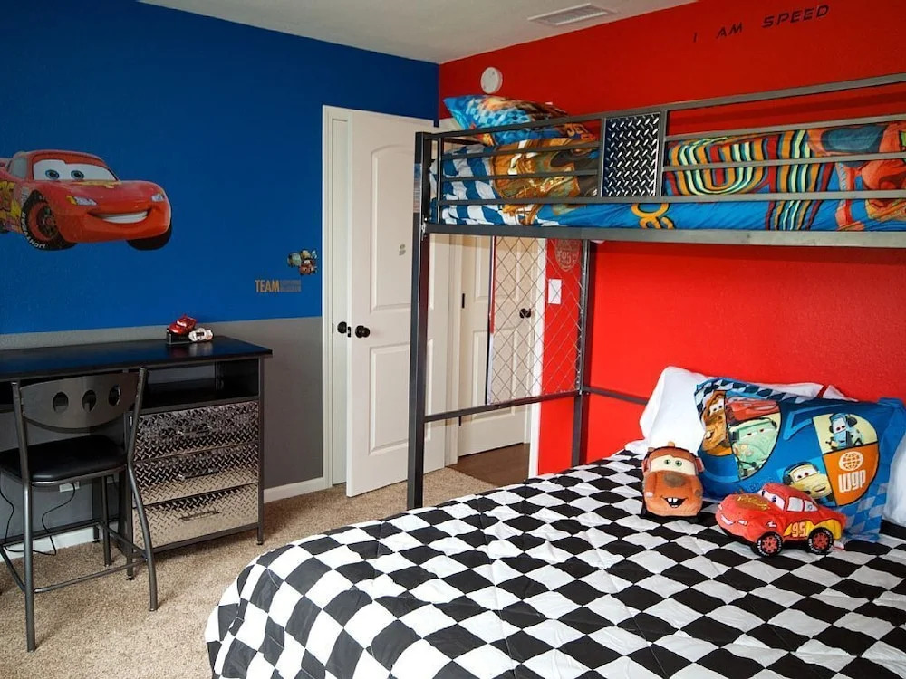 Small World 5 Bedroom Home